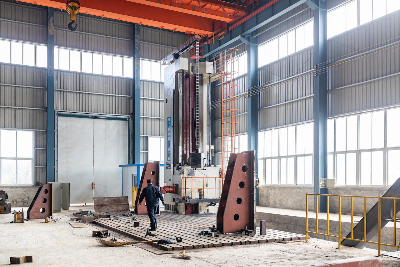 100t Hydraulic Cnc Brake Press Crowning Cnc Press Brake Delem 100t हाइड्रोलिक सीएनसी ब्रेक प्रेस क्राउनिंग सीएनसी प्रेस ब्रेक डेलेम