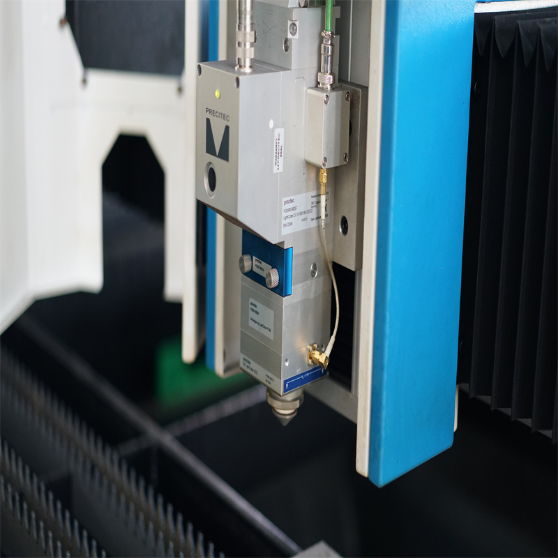 10 मिमी कार्बन स्टील के लिए 12kw फाइबर लेजर काटने की मशीन