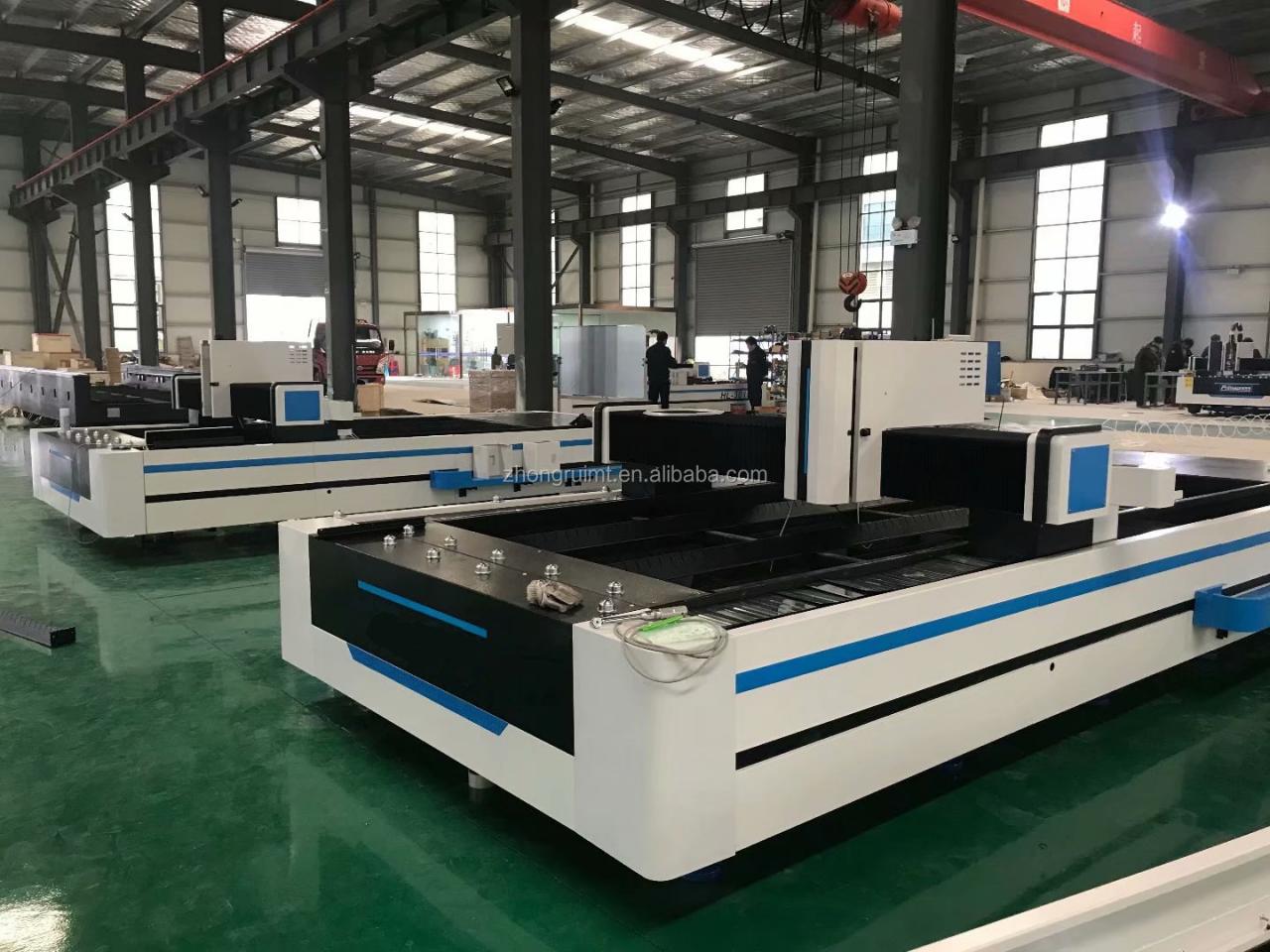 200t 300t Standard Industrial Press Brake Cnc Hydraulic Press Brake Machine 200t 300t मानक औद्योगिक प्रेस ब्रेक सीएनसी हाइड्रोलिक प्रेस ब्रेक मशीन