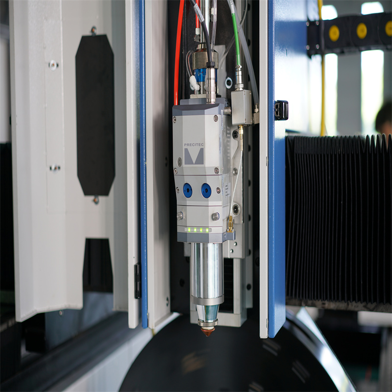 3015 1500x3000 एल्यूमिनियम फाइबर लेजर काटने की मशीन औद्योगिक लेजर उपकरण