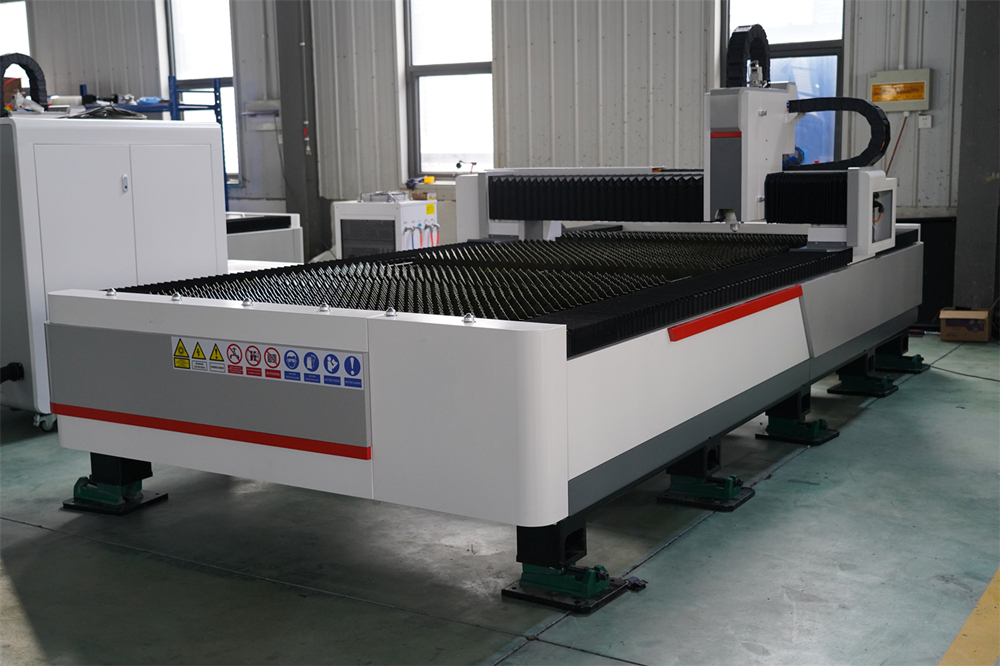 3015 4kw 1kw 2kw 3kw Stainless Steel Cnc Fiber Laser Cutting Machine 3015 4kw 1kw 2kw 3kw स्टेनलेस स्टील सीएनसी फाइबर लेजर काटने की मशीन