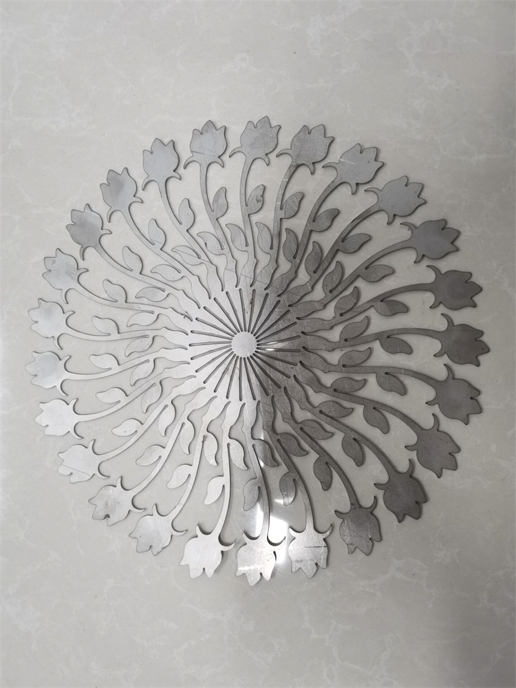 3015 Copper Carbon Stainless Steel Aluminum Iron Metal Cnc Fiber Laser Cutting Machine 3015 कॉपर कार्बन स्टेनलेस स्टील एल्यूमिनियम आयरन धातु सीएनसी फाइबर लेजर काटने की मशीन