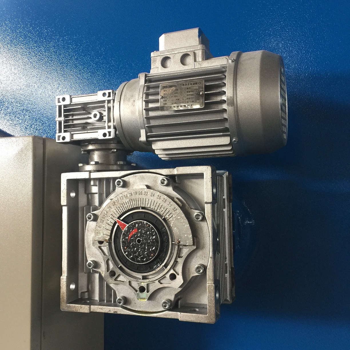 4mm Oem Qc11y-8x3200 Nc Hydraulic Guillotine Guillotine Shearing Machine 4 मिमी ओम Qc11y-8x3200 एनसी हाइड्रोलिक गिलोटिन गिलोटिन बाल काटना मशीन