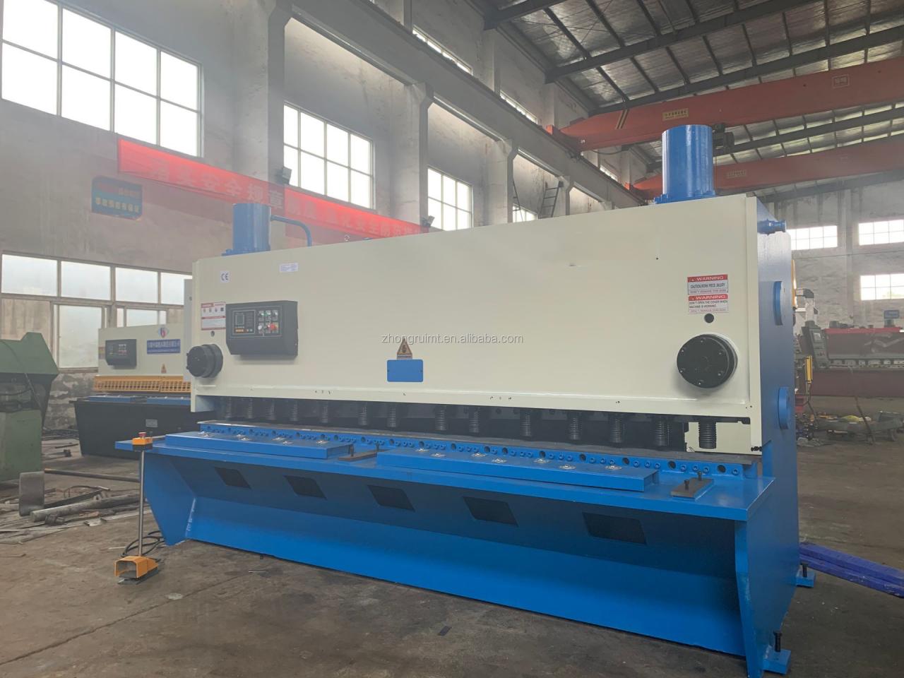 4mmx2500 Hydraulic Shearing Steel Plate Cutting Machinery Steel Plate Shear 4mmx2500 हाइड्रोलिक बाल काटना स्टील प्लेट काटना मशीनरी स्टील प्लेट कतरनी: