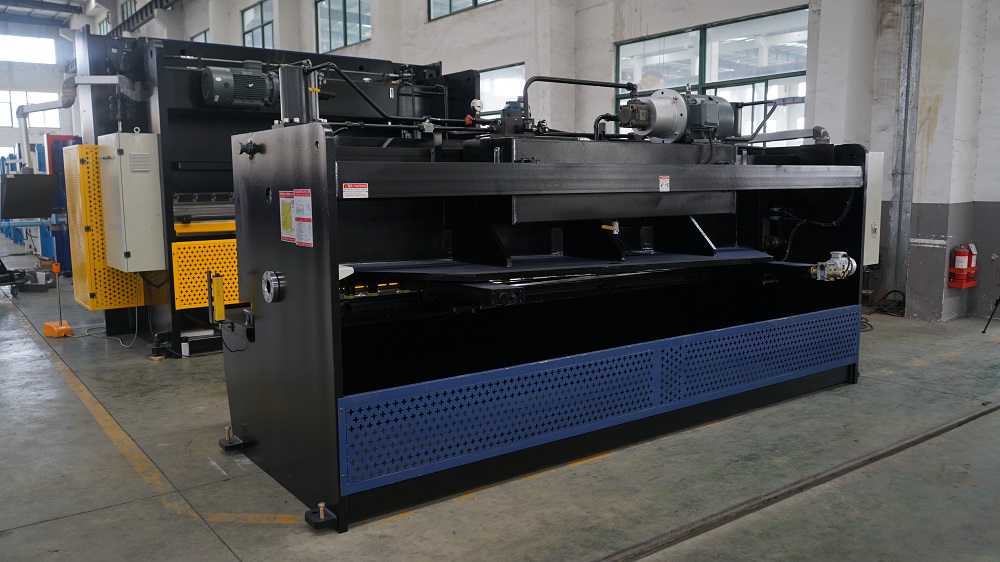 6*3200mm Guillotine Shears Metal Shear Hydraulic Iron Sheet Cutting Shearing Machine 6 * 3200 मिमी गिलोटिन शीर्स मेटल शीयर हाइड्रोलिक आयरन शीट कटिंग शीयरिंग मशीन