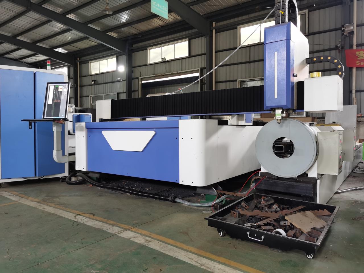 8mm 10mm Carbon Steel Laser Cutter 1530 4020 Cnc Fiber Laser Cutting Machine 8 मिमी 10 मिमी कार्बन स्टील लेजर कटर 1530 4020 सीएनसी फाइबर लेजर काटने की मशीन