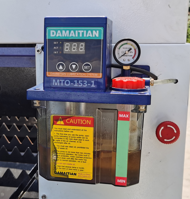 8mm 10mm Carbon Steel Laser Cutter 1530 4020 Cnc Fiber Laser Cutting Machine 8 मिमी 10 मिमी कार्बन स्टील लेजर कटर 1530 4020 सीएनसी फाइबर लेजर काटने की मशीन