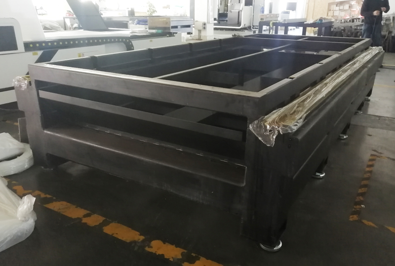 8mm 10mm Carbon Steel Laser Cutter 1530 4020 Cnc Fiber Laser Cutting Machine 8 मिमी 10 मिमी कार्बन स्टील लेजर कटर 1530 4020 सीएनसी फाइबर लेजर काटने की मशीन