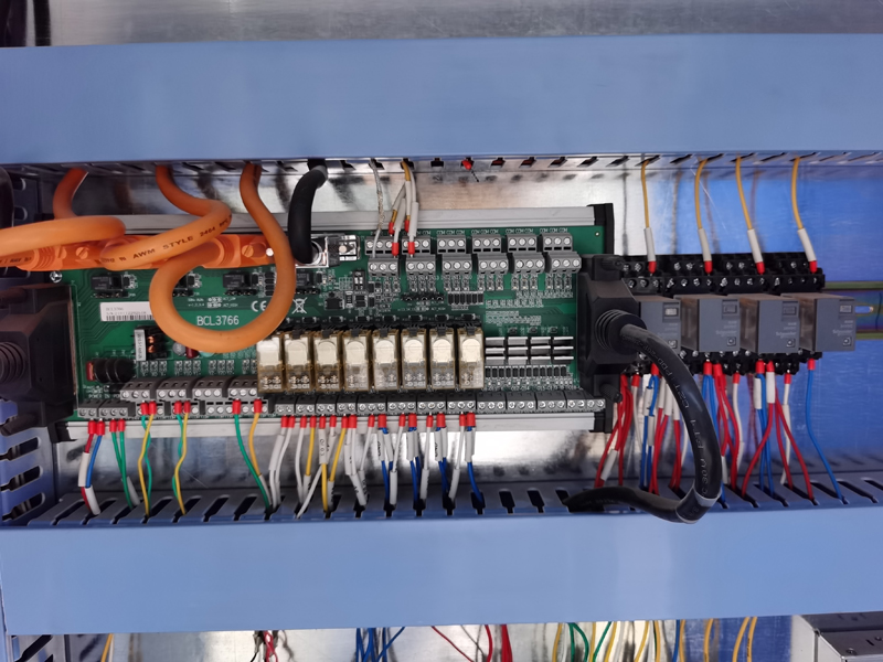 8mm 10mm Carbon Steel Laser Cutter 1530 4020 Cnc Fiber Laser Cutting Machine 8 मिमी 10 मिमी कार्बन स्टील लेजर कटर 1530 4020 सीएनसी फाइबर लेजर काटने की मशीन