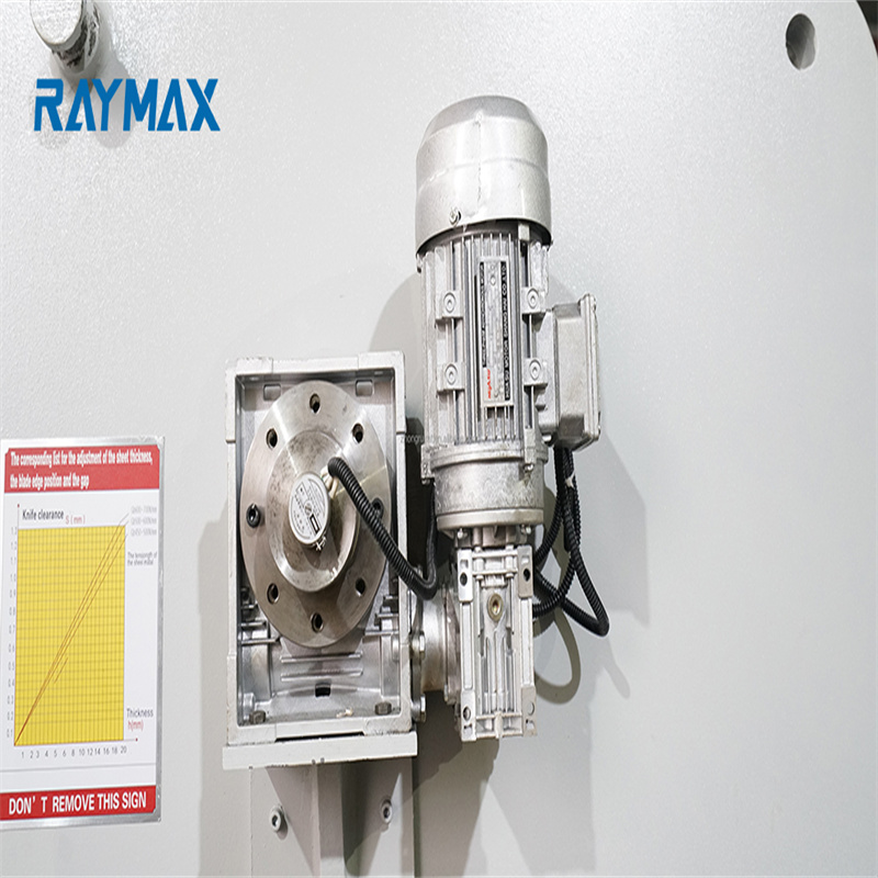 सीएनसी हाइड्रोलिक धातु स्टेनलेस स्टील एल्यूमिनियम गिलोटिन काटना बाल काटना मशीन