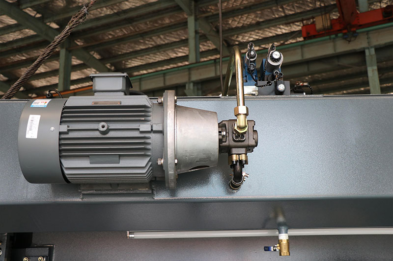 धातु प्रेस ब्रेक Wc-63t3200 धातु शीट झुकने मशीन सीएनसी हाइड्रोलिक प्रेस ब्रेक