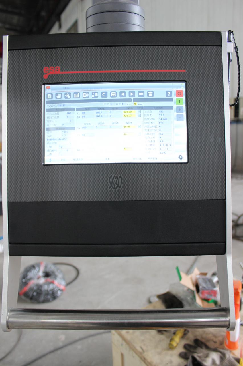 सीएनसी धातु प्रेस ब्रेक मशीन