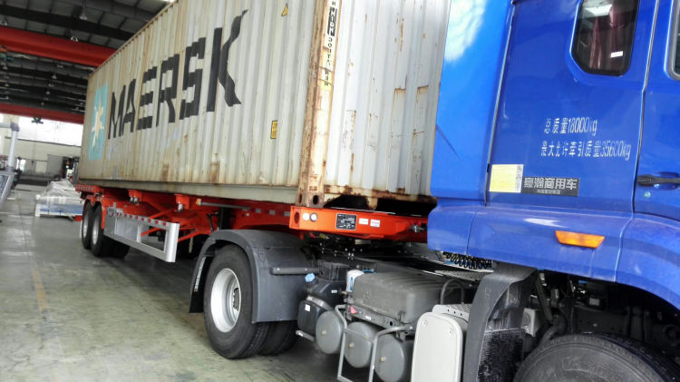 Cnc Nc Hydraulic Press Metal Guillotine Shear Machine For Carbon Stainless Steel Sheet कार्बन स्टेनलेस स्टील शीट के लिए सीएनसी एनसी हाइड्रोलिक प्रेस धातु गिलोटिन कतरनी मशीन