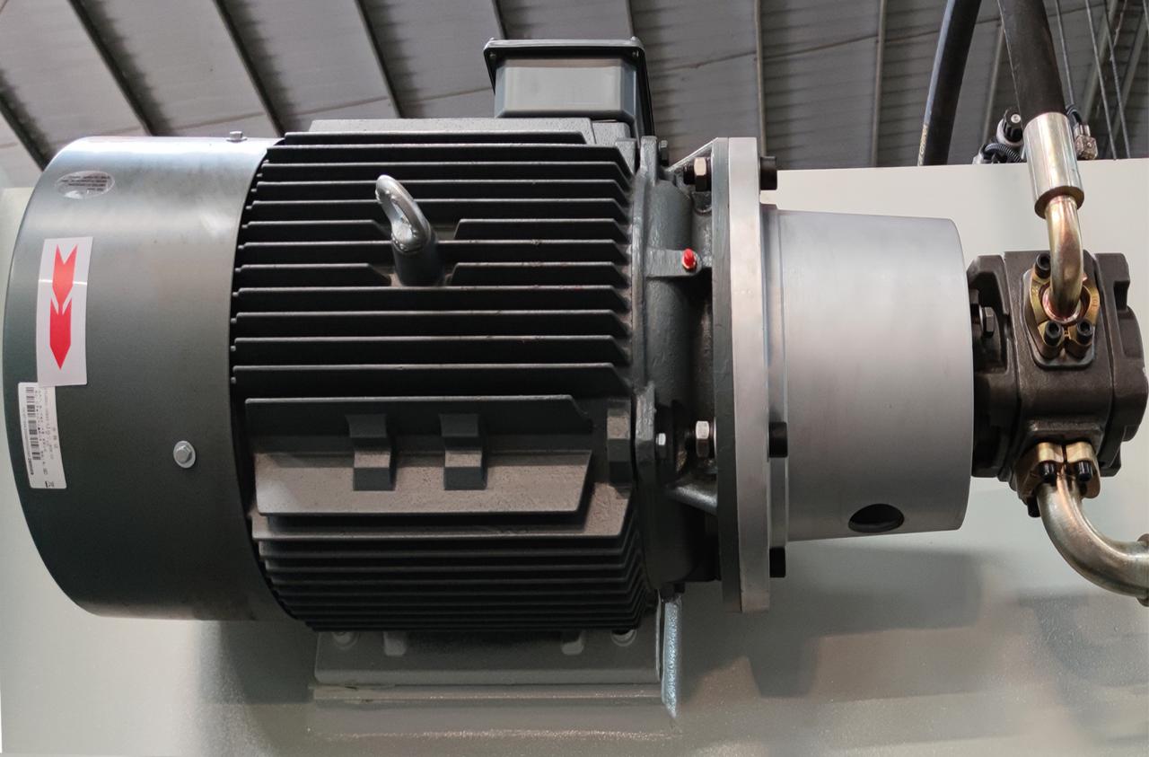 Da-66t Controller Cnc Hydraulic Press Brake Price With 3d Touch Screen System 3 डी टच स्क्रीन सिस्टम के साथ दा -66 टी नियंत्रक सीएनसी हाइड्रोलिक प्रेस ब्रेक मूल्य