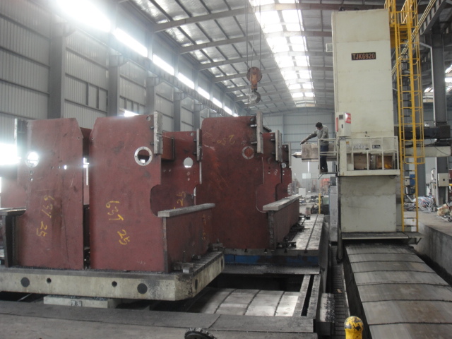 Da53t Cnc System Controller 125t4000 3+1 Axis Cnc Hydraulic Press Brake With Good Quality अच्छी गुणवत्ता के साथ Da53t सीएनसी सिस्टम कंट्रोलर 125t4000 3 + 1 एक्सिस सीएनसी हाइड्रोलिक प्रेस ब्रेक