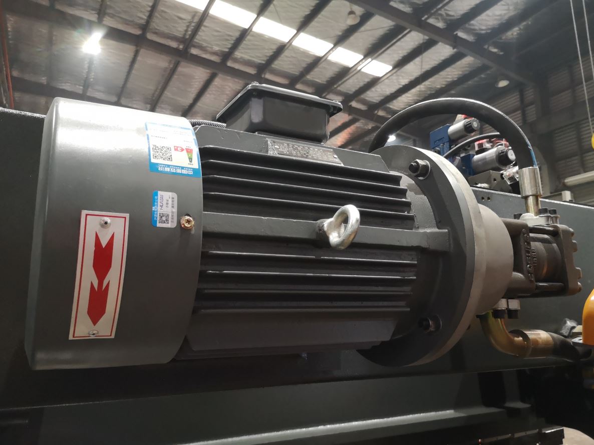 Delem Da66t 125 3+1 4+1 6+1 8+1 Cnc Hydraulic Press Brake For Metal Plate Bending डेलेम Da66t 125 3+1 4+1 6+1 8+1 सीएनसी हाइड्रोलिक प्रेस ब्रेक धातु प्लेट झुकने के लिए