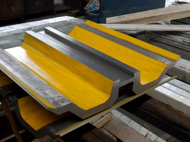 Full Automatic High Power Sheet Bending Machine And Cnc Press Brake Machine पूर्ण स्वचालित हाई पावर शीट झुकने मशीन और सीएनसी प्रेस ब्रेक मशीन