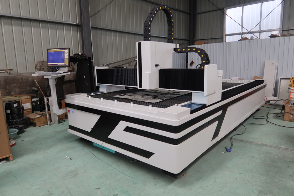 High Precision Fiber Laser Cutting Metal Stainless Steel Carbon 2000w उच्च परिशुद्धता फाइबर लेजर काटना धातु स्टेनलेस स्टील कार्बन 2000w
