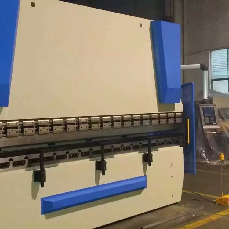 Hydraulic Press Brake Machine Acl Torsion Bar Synchro Mechanical Press Brake हाइड्रोलिक प्रेस ब्रेक मशीन एसीएल टोरसन बार सिंक्रो मैकेनिकल प्रेस ब्रेक