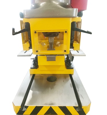 Steel Plate Angle Cutting Punching Notching Machine Hydraulic Ironworker For Sale स्टील प्लेट एंगल कटिंग पंचिंग नॉटिंग मशीन हाइड्रोलिक आयरनवर्कर बिक्री के लिए: