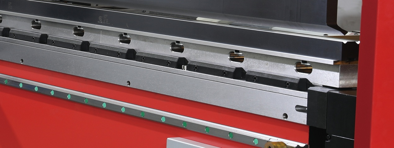 Steel Sheet Aluminum Bending Hydraulic Press Brake Machine स्टील शीट एल्यूमिनियम झुकने हाइड्रोलिक प्रेस ब्रेक मशीन