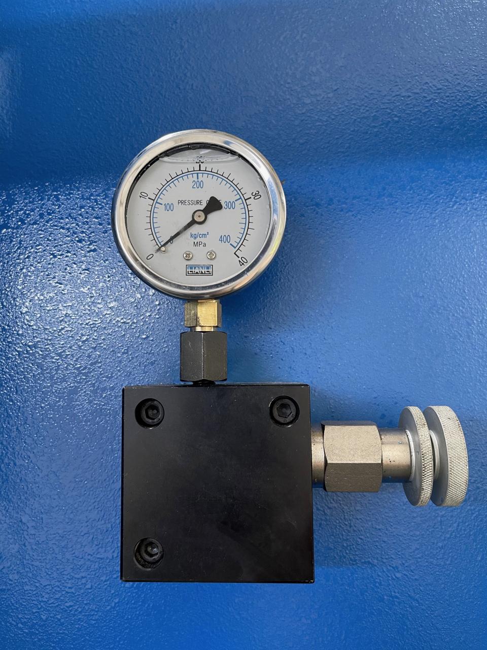 Wc67k-400T सीएनसी पीएलसी मैनुअल शीट झुकने मशीन हाइड्रोलिक एनसी प्रेस ब्रेक मशीन