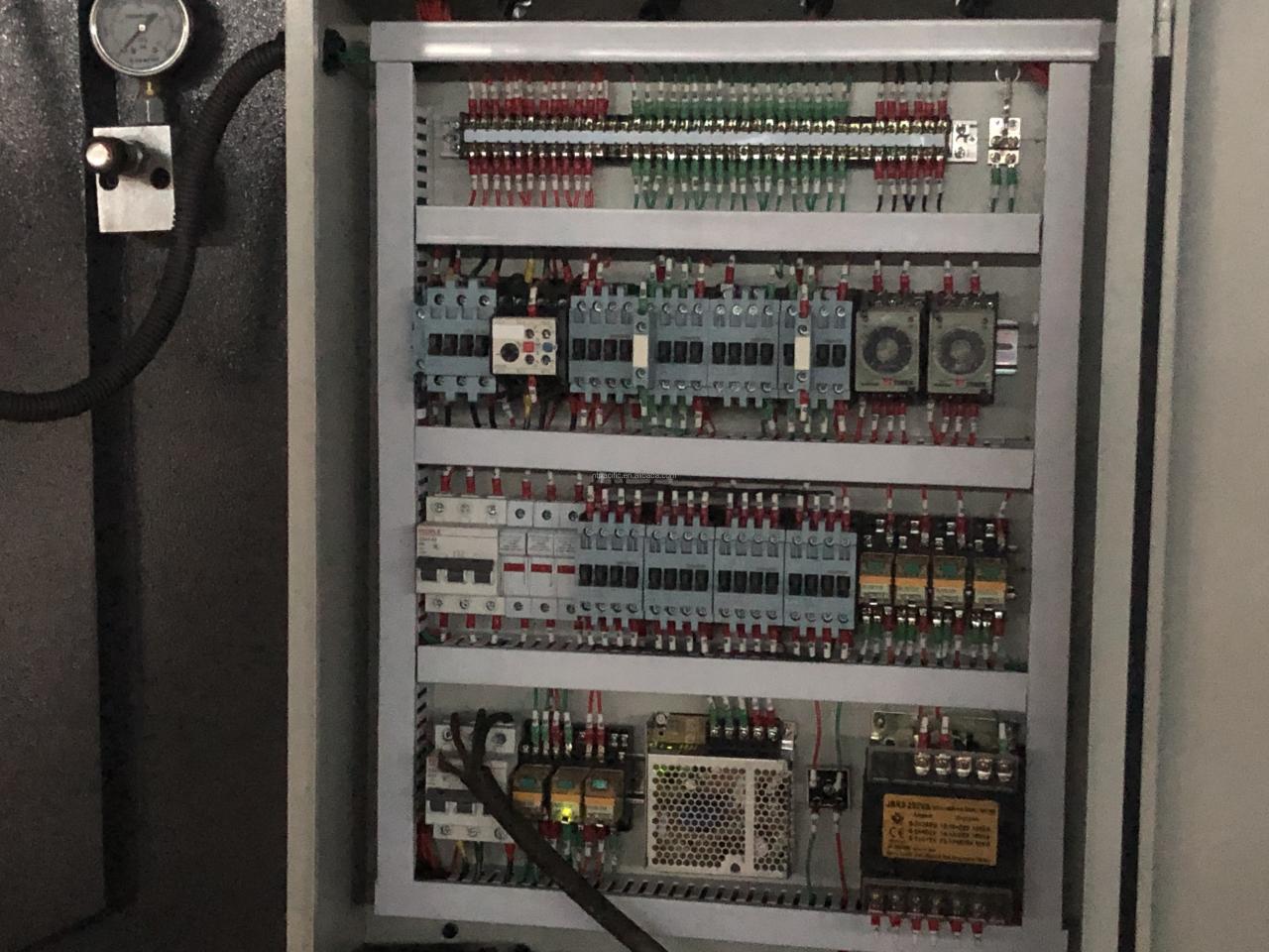 Wc67k Cnc Aluminum Iron Plate Hydraulic Press Brake Cnc Metal Sheet Bending Machine Wc67k सीएनसी एल्यूमिनियम आयरन प्लेट हाइड्रोलिक प्रेस ब्रेक सीएनसी धातु शीट झुकने मशीन