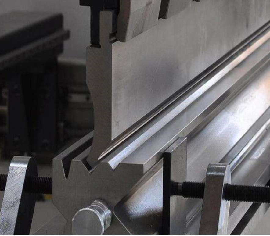 Wc67yk 80 100 160 200 टन 3200mm E21 Nc शीट मेटल ऑयल हाइड्रोलिक प्रेस ब्रेक प्राइस